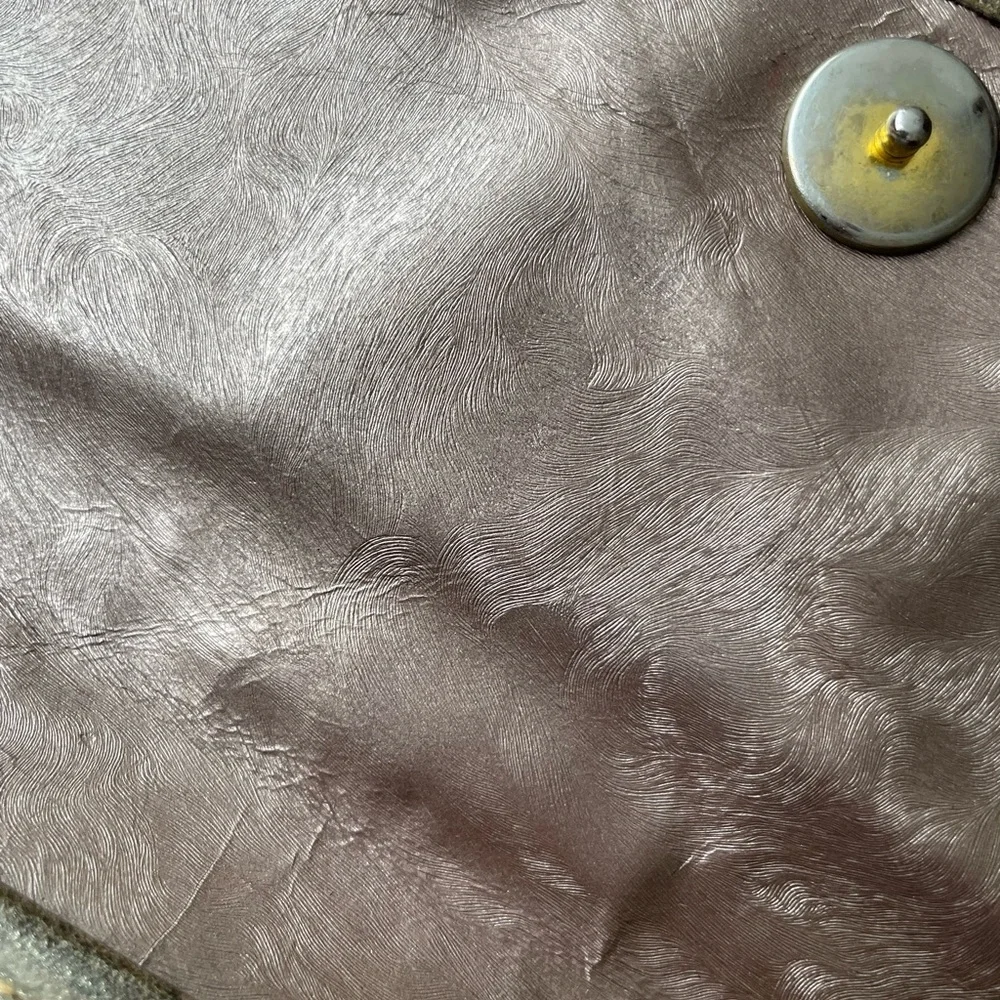 Bags by Varon vtg 70’s metallic quilted eelskin silver gold shimmer clutch